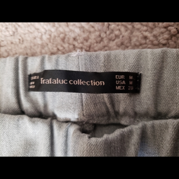 ZARA Trafaluc Collection Cropped Gray Pants Size M - Picture 7 of 7